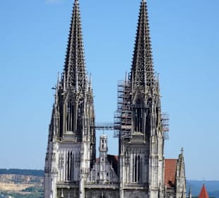 Die Türme des Dom St. Peter