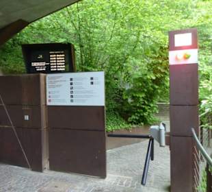 Eingang zur "Unterwelt"