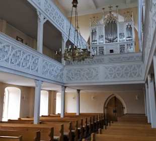 Blick in das Langschiff der Klosterkirche