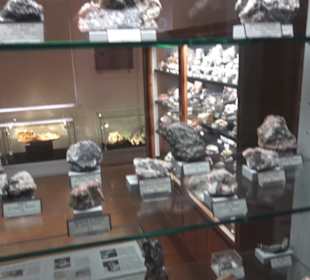 Museum für Mineralien und Mathematik
