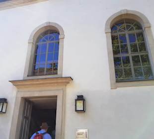 Eingang zur Schlosskirche