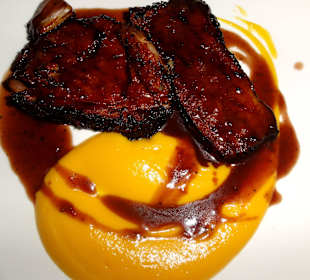 Slowcooked Meat mit Süßkartoffel- & Barbecuesauce