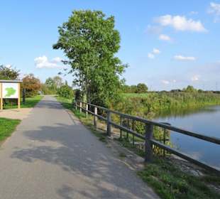 Rundgang um den Badesee Alte Weser