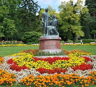 Statue