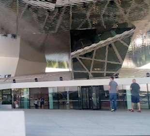 Porscheskulptur Gerry Judah in Stuttgart