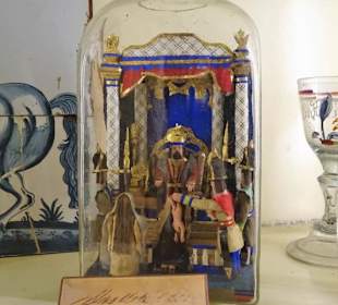 Rundgang durch die Museumsräume des Hauses Samson