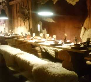 Tafeln im Kellerbereich