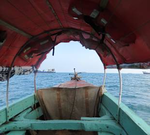 Unser kleines Boot nach Prison Island