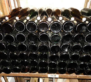 Im Flaschenlager des Bremer Ratskeller