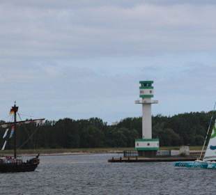 Vor dem Leuchtturm Friedrichsort