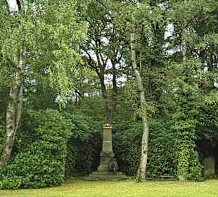 Кладбище Ольсдорф, Гамбург, 16 сентября 2013 года