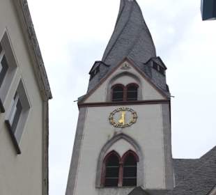 Besuchsziel Clemenskirche mit schiefen Turm