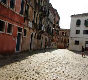 Mal ein großer Platz in Venedig