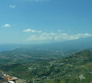 Ausblich auf Giardini Naxos und den Etna