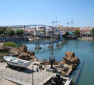 Neue Achterbahn im Park