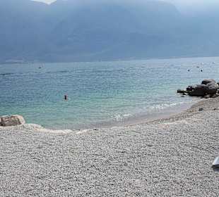 Strand in Limone