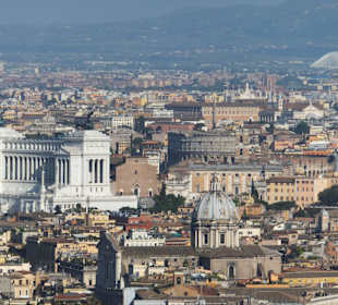 Widok na Rzym z kopuły.