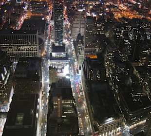 Blick bei Nacht vom Empire State Building