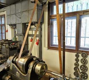 Rundgang durch die Hallen der Gesenkschmiede