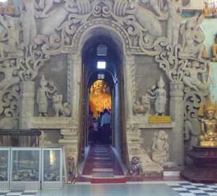 Schöne Steinarbeiten am Durchgang