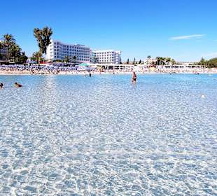 Nissi Strand - mit Bus hingefahren