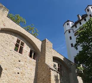 Bei der Kurfürstlichen Burg von Eltville