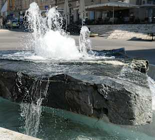 Der Brunnen auf dem Leopoldsplatz