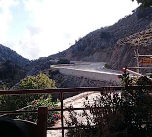 Wanderung durch die Imbros Schlucht