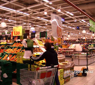 Carfour beim Plaza Norte 2