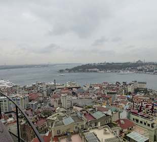 Hoch über der Stadt