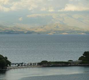 Blick von der Bar zum Festland