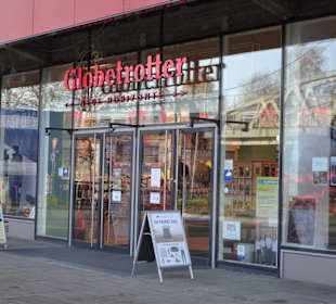 Eingang zum Globetrotter-Store