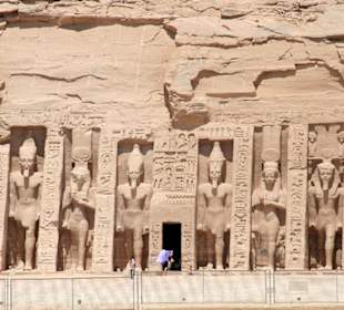 Abu Simbel, Tempel der Nefertari