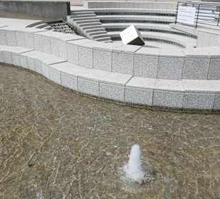 Der Star-Pit-Brunnen im Mediapark