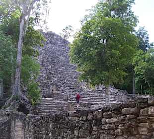Pyramide La Iglesia, Cobá-Gruppe