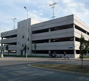 Metro Młociny - parking Park&Ride