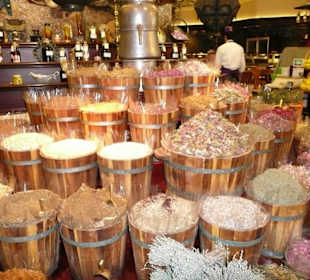 Wie aus 1001 Nacht Wafi Mall 