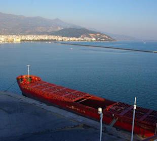 Hafengebiet vom Volos und Gegend