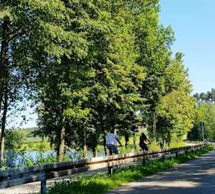 Linke Seite Radfahrwege