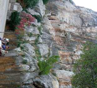 Farbenpracht der Felsformationen