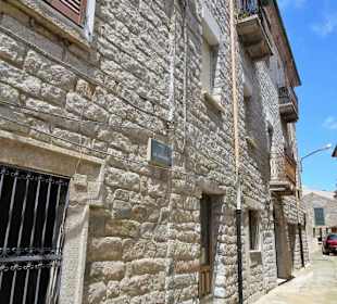 Rundgang durch die Altstadt von Tempio Pausania