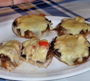 Gefüllte Pilze