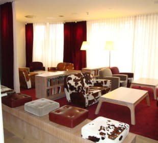 Lobby mit Bar