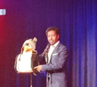 Der Moderator Bauchredner 