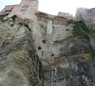 Häuser auf Felsen gebaut