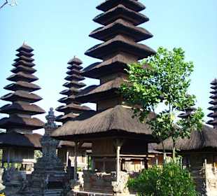 tempel auf bali