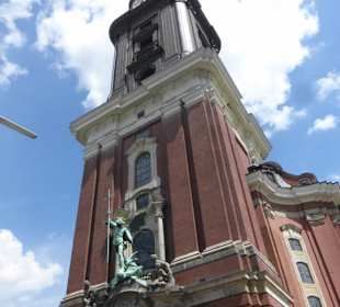 Der Michel - die bekannteste Kirche von Hamburg