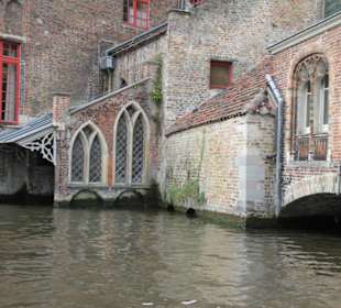 Während der Kanalfahrt in Brügge
