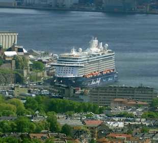 Blick bis zu unserem Kreuzfahrtschiff