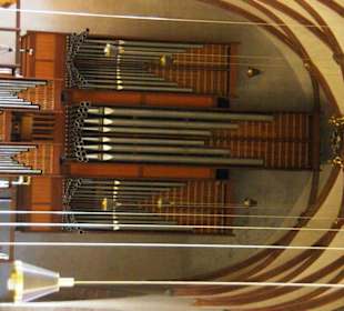 Orgel der Kirche